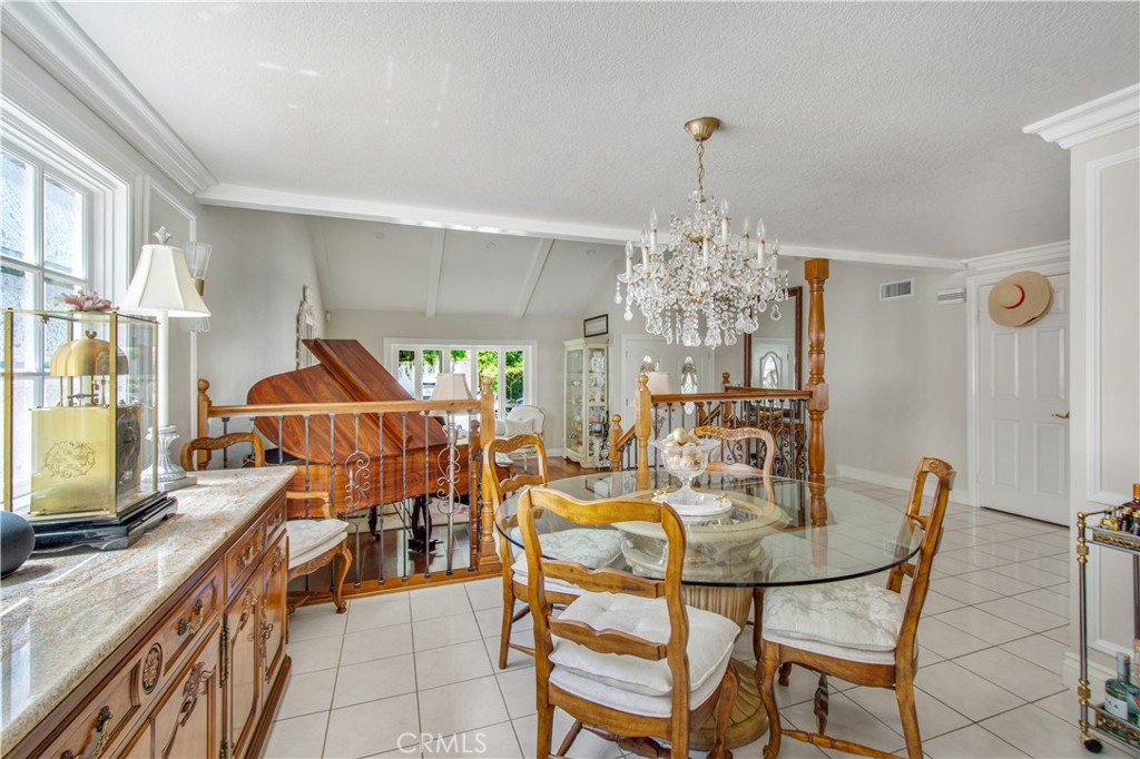 1736 Peacock Property Photo 30