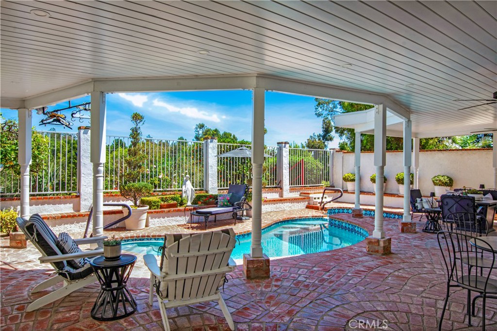 1736 Peacock Property Photo 63