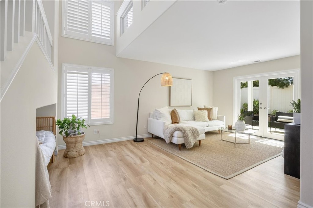 6 Kendall Property Photo 15