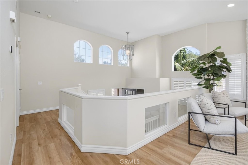 6 Kendall Property Photo 18