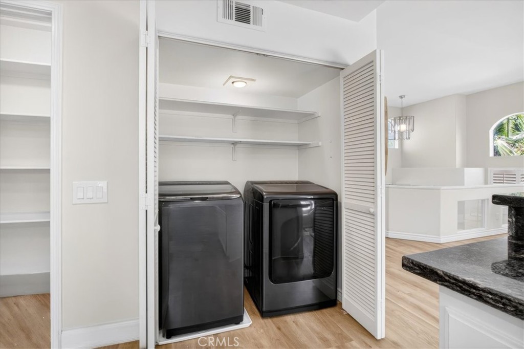 6 Kendall Property Photo 24