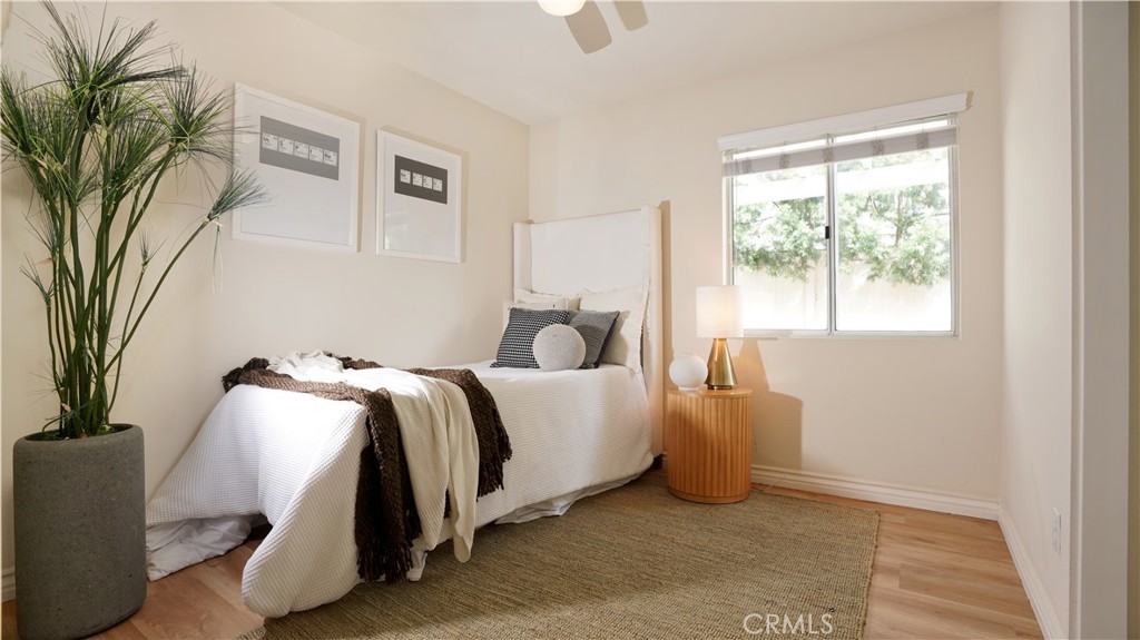 6 Kendall Property Photo 27