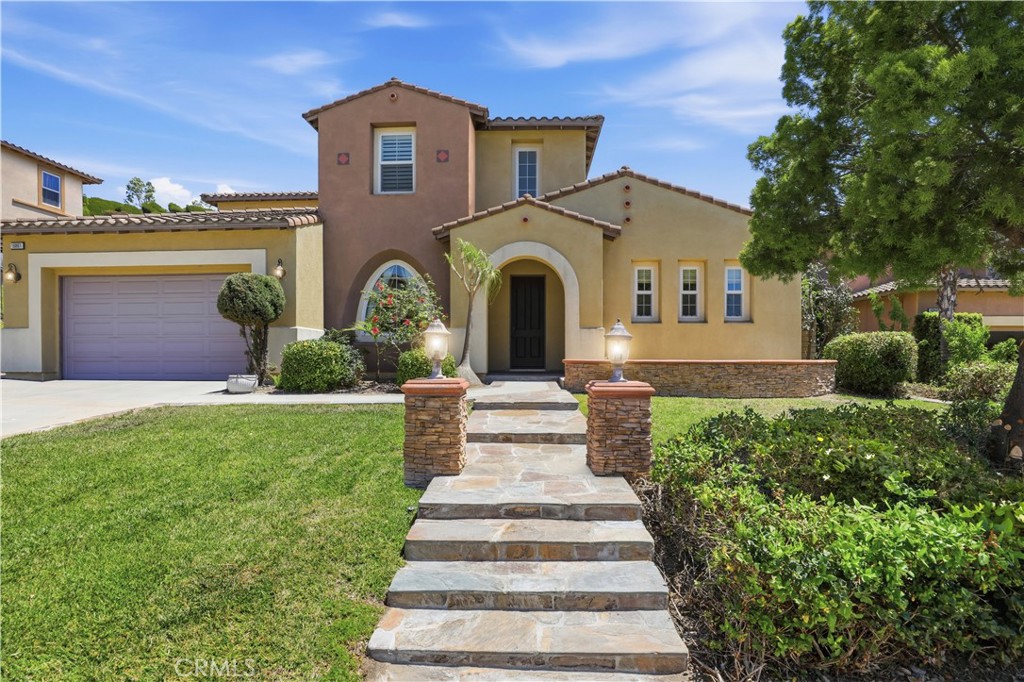 16861 Ridge Cliff Drive Property Photo