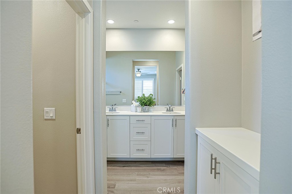 16218 Hollyhock Avenue Property Photo 13