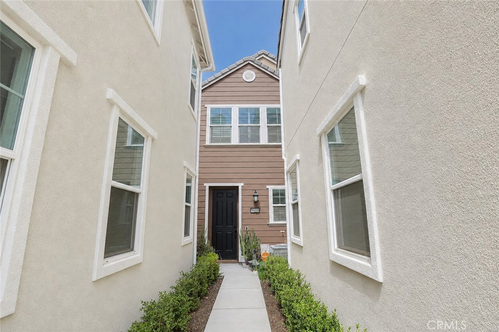 16218 Hollyhock Avenue Property Photo 29
