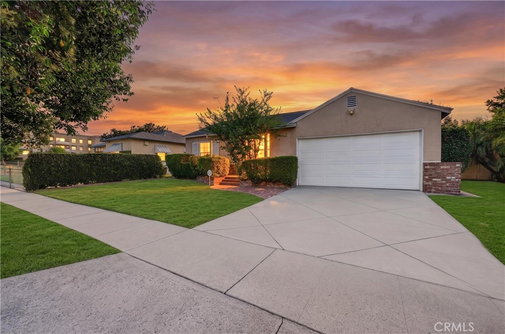 6724 De Celis Place Property Photo 1