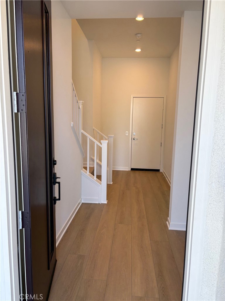 1032 Foothill Boulevard Property Photo 4