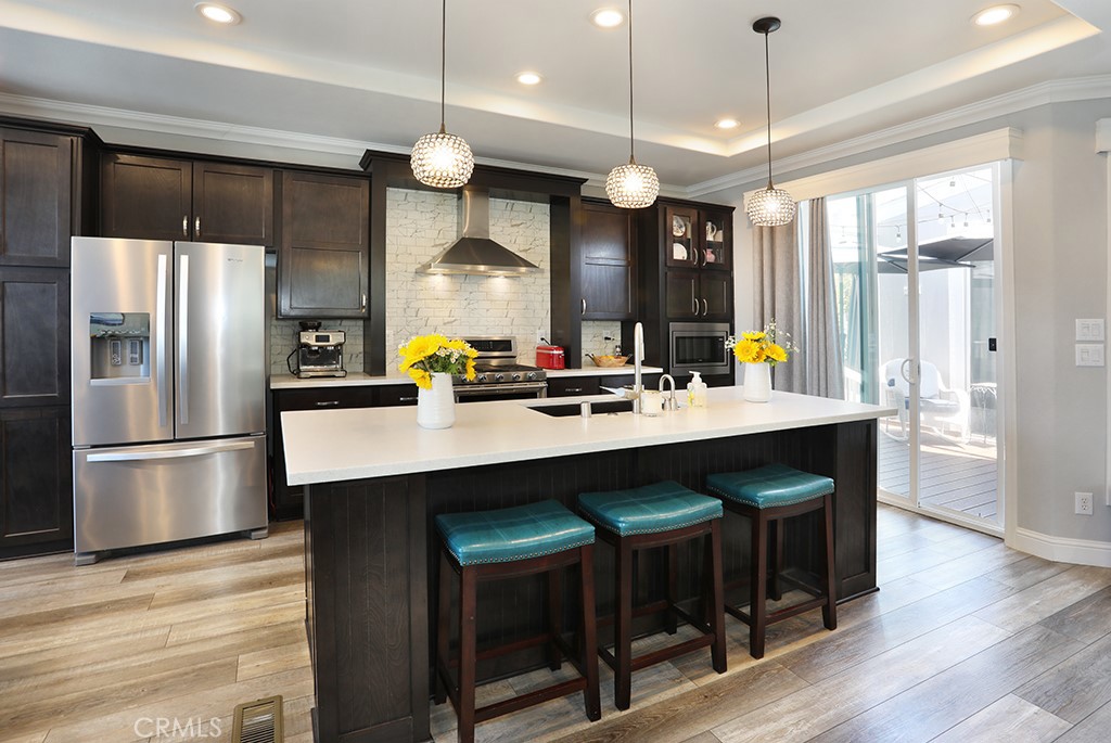 121 Estrella Property Photo 4