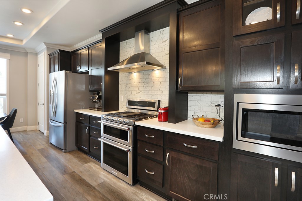 121 Estrella Property Photo 9