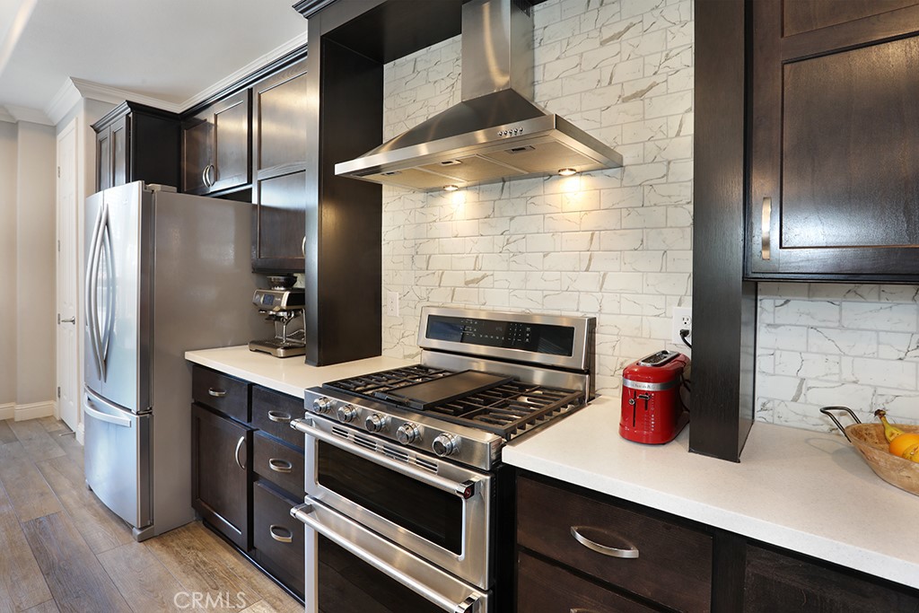 121 Estrella Property Photo 10