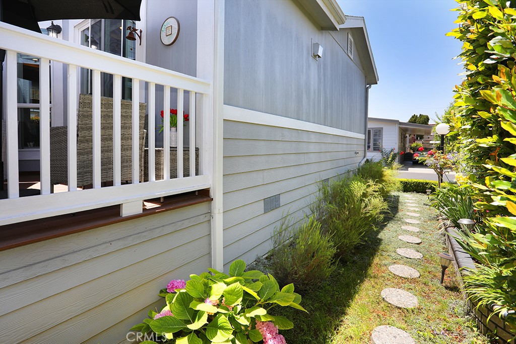 121 Estrella Property Photo 32