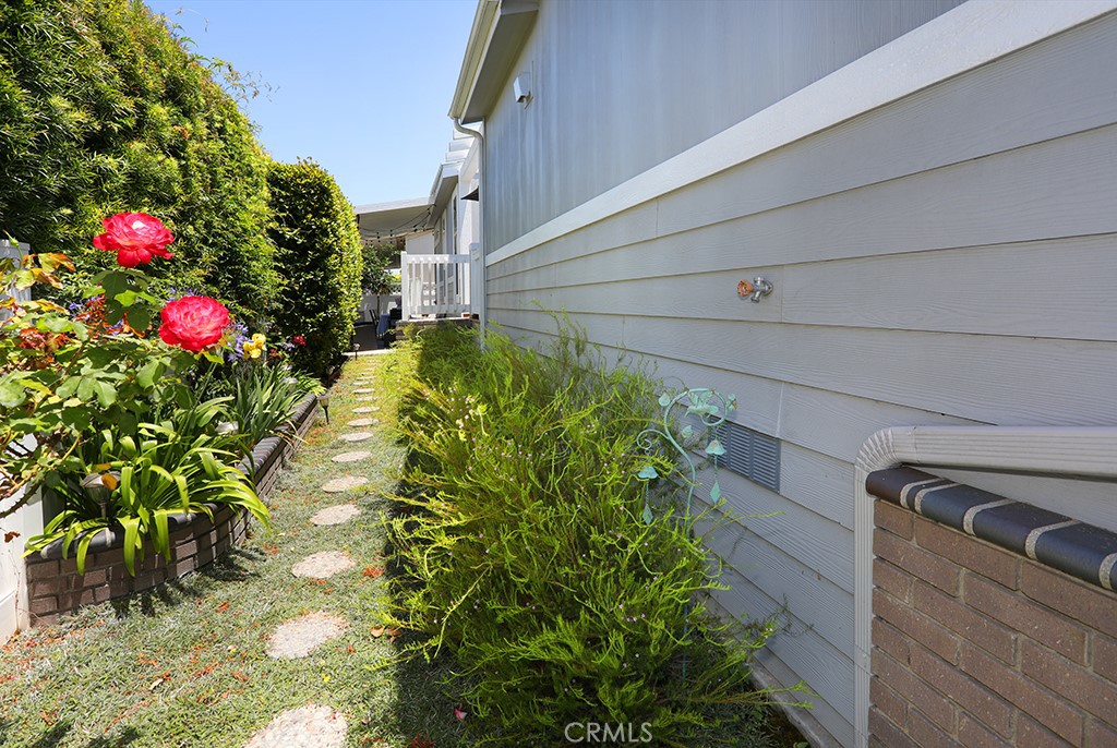 121 Estrella Property Photo 33