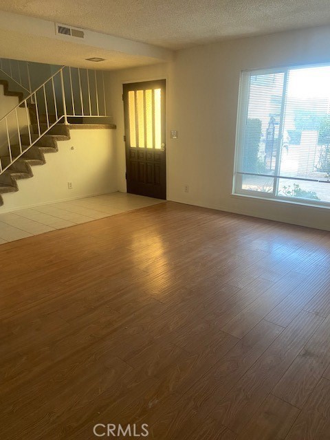 3661 Pine Street Property Photo 5