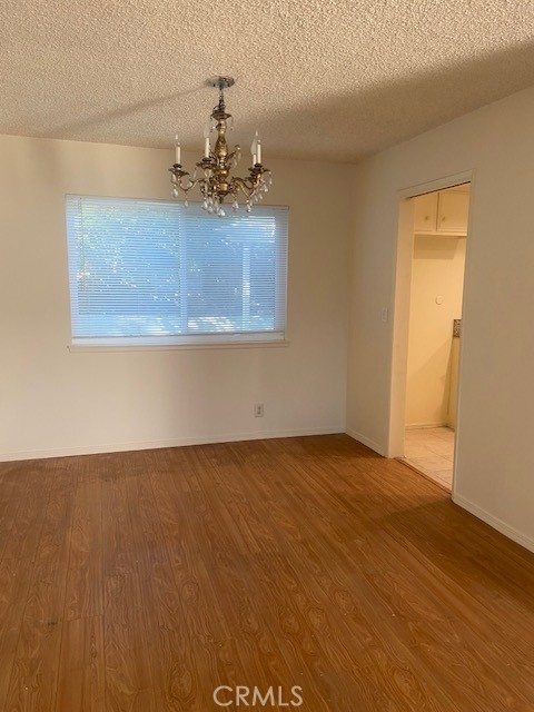3661 Pine Street Property Photo 6