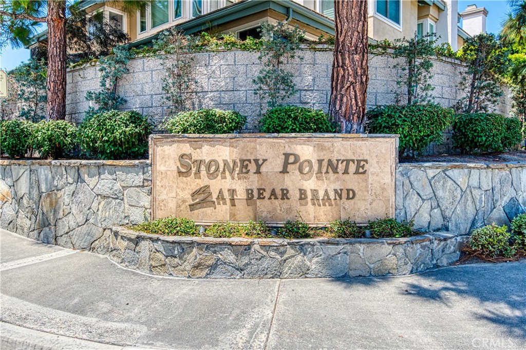 102 Stoney Pointe Property Photo 30