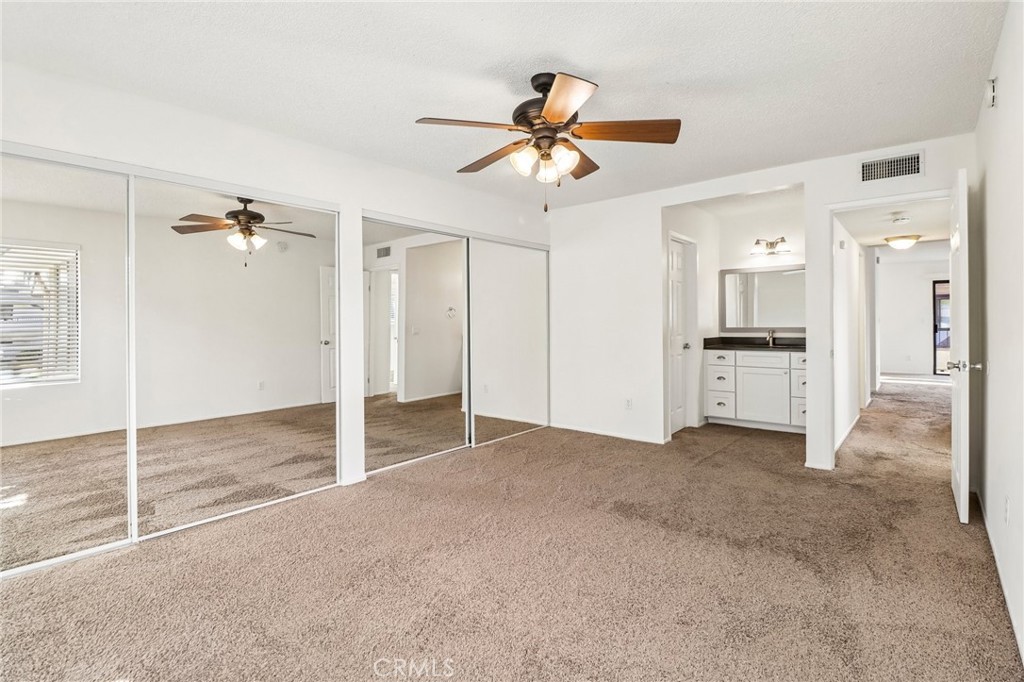 450 W Vermont 2102 Property Photo 24