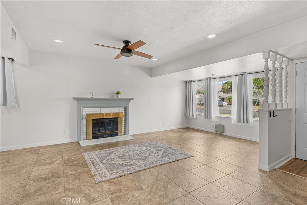 5642 Osbun Road Property Photo 12