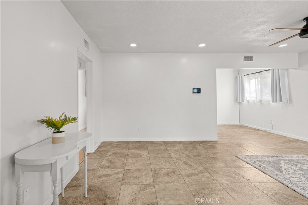 5642 Osbun Road Property Photo 14