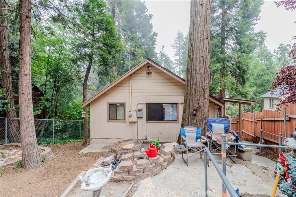 753 Woodland Property Photo 2