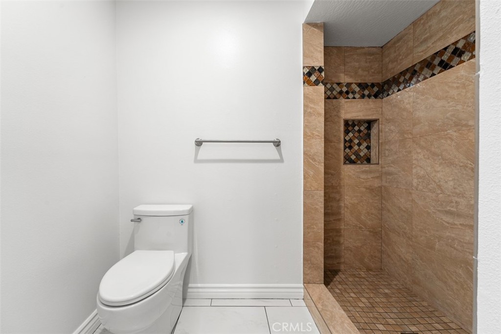 22971 Tiagua Property Photo 42