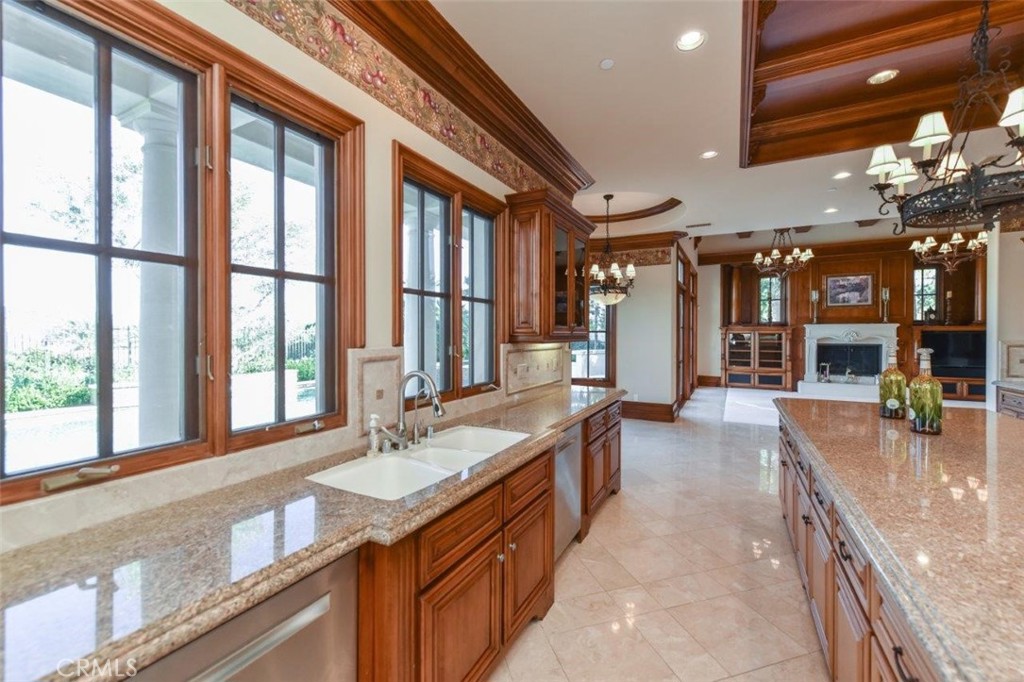 11 Skyridge Property Photo 16