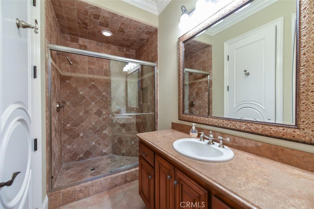 11 Skyridge Property Photo 34