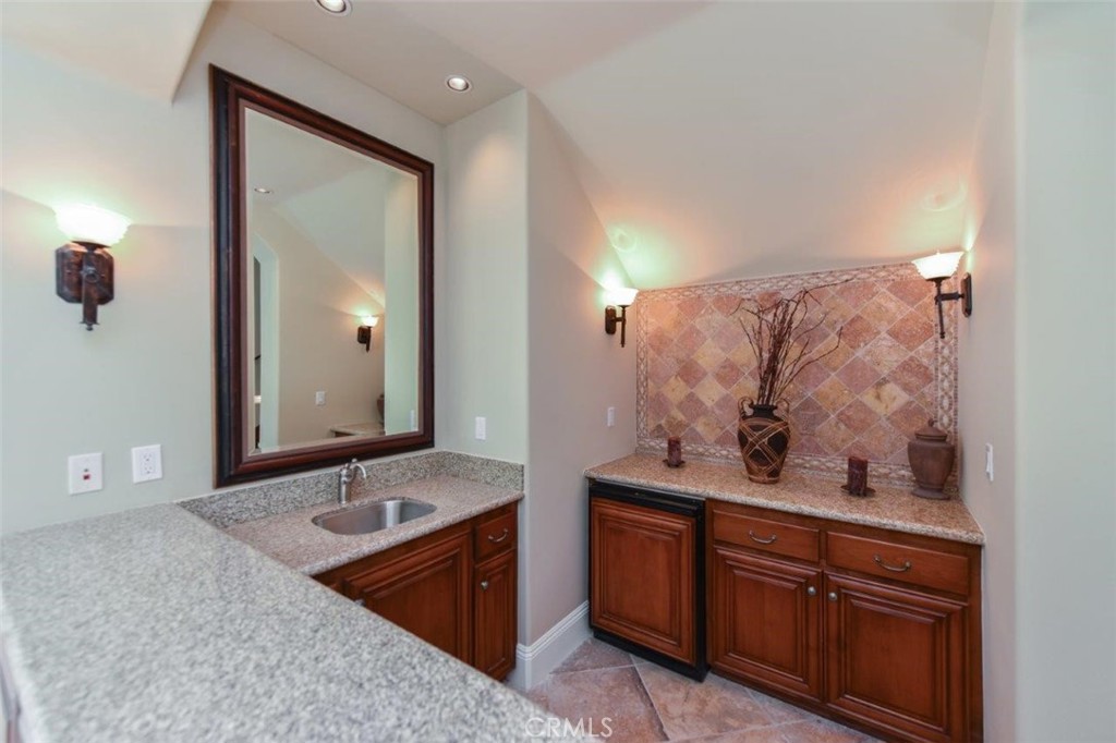 11 Skyridge Property Photo 38