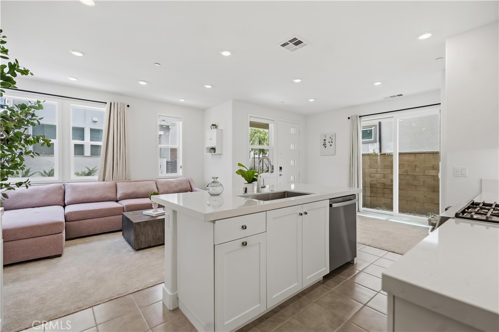 208 Yerba Property Photo 11