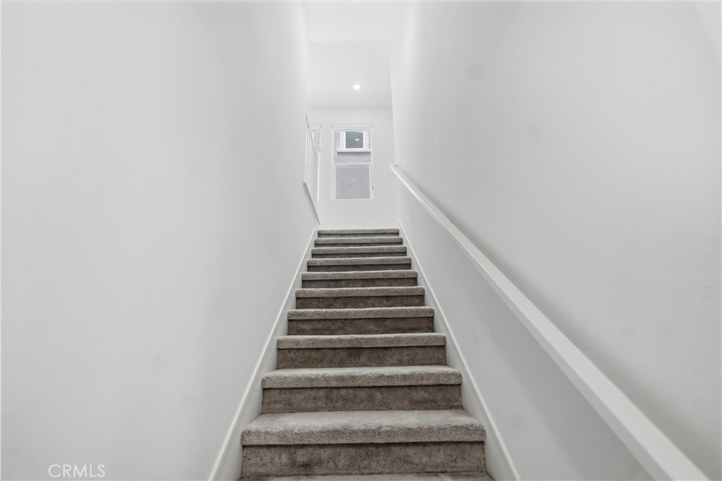 208 Yerba Property Photo 14