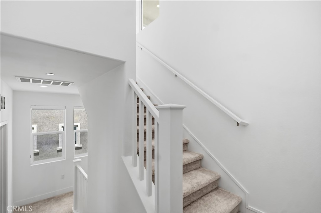 208 Yerba Property Photo 32