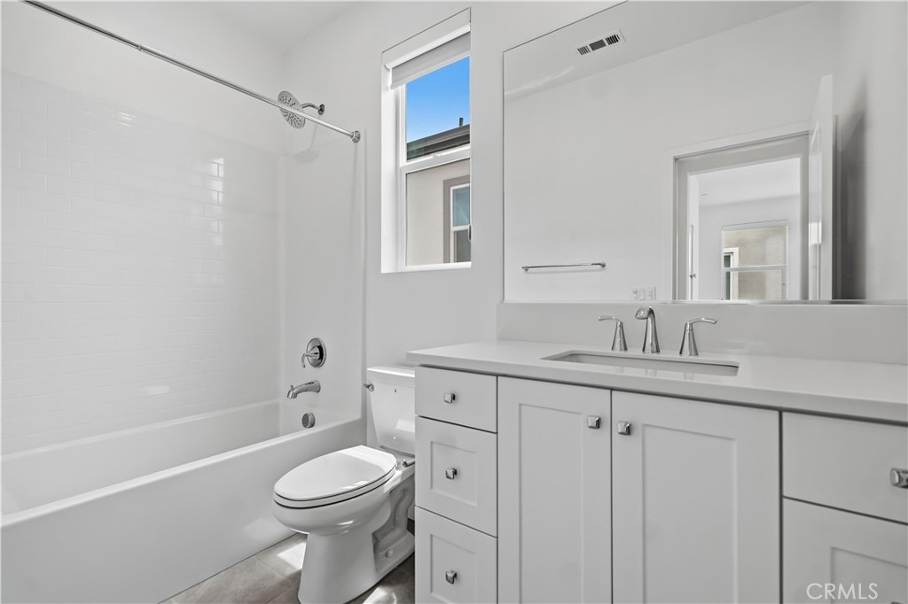 208 Yerba Property Photo 38