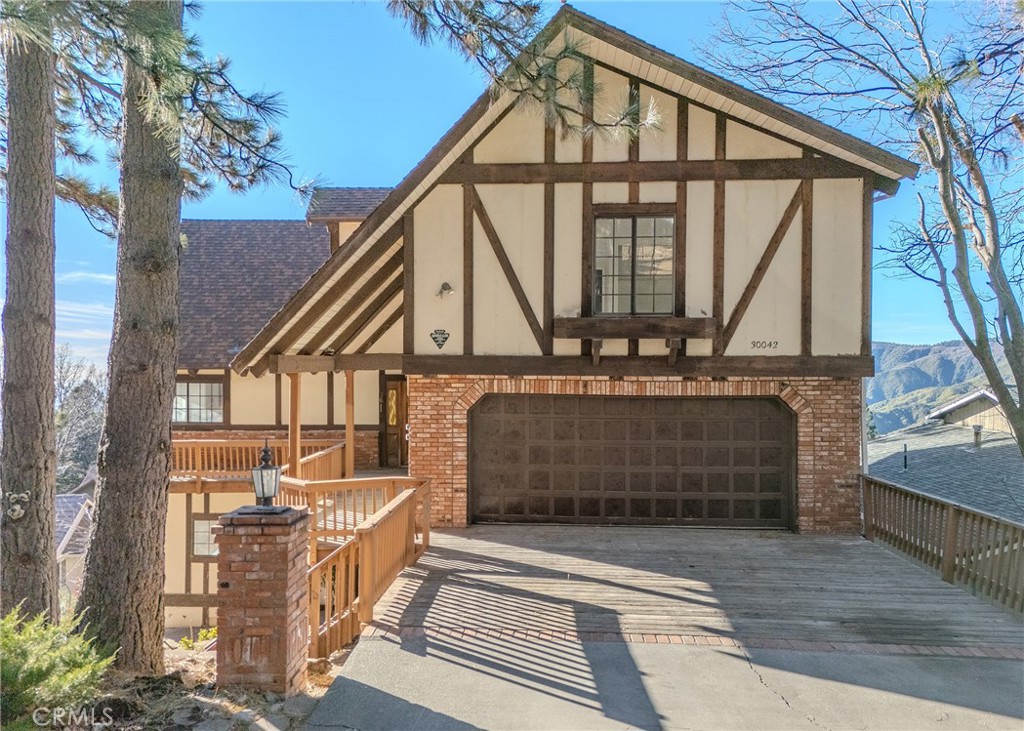 30042 Enchanted Property Photo 1