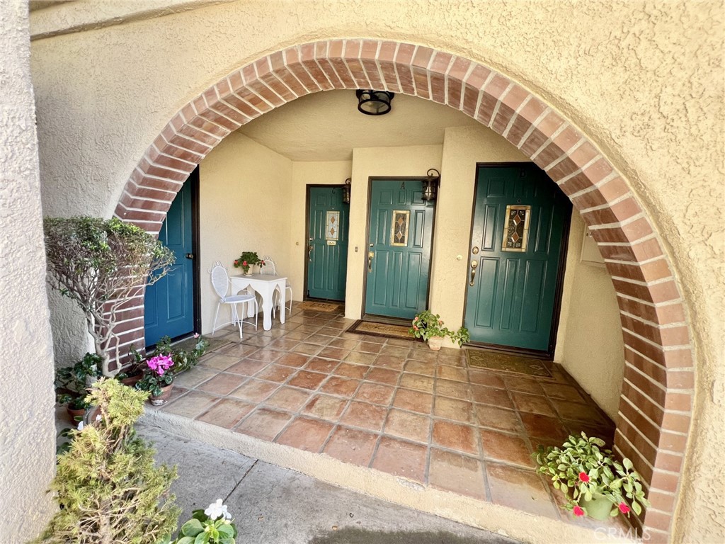 25062 Alicia C Property Photo 6