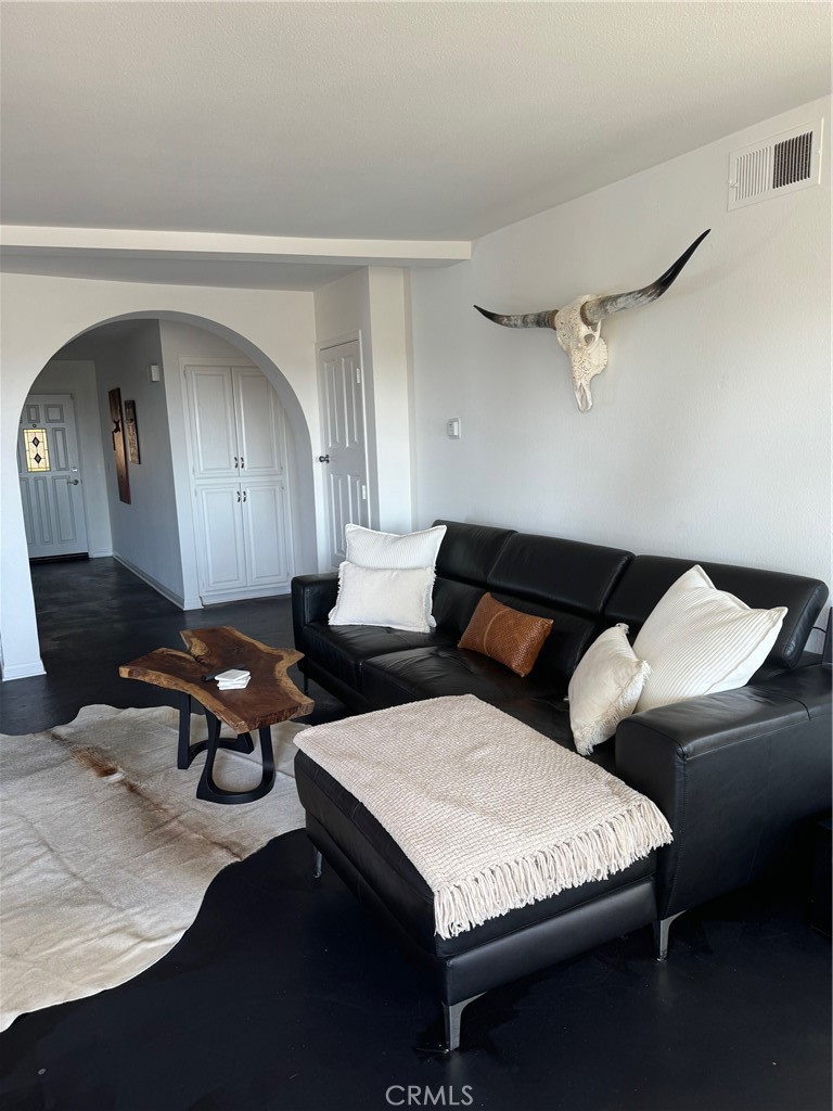 25062 Alicia C Property Photo 8