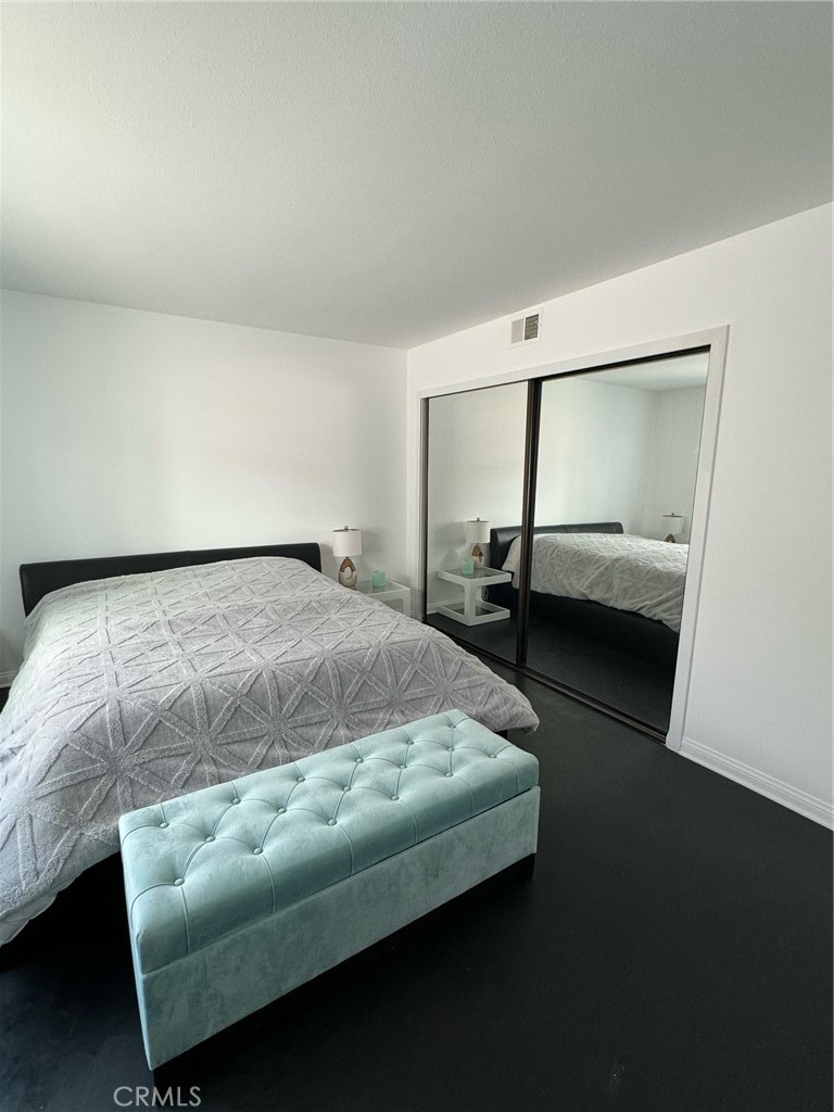 25062 Alicia C Property Photo 11