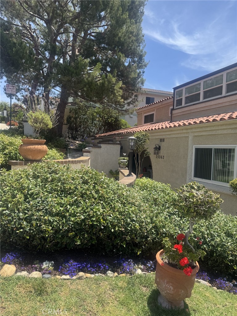 25062 Alicia C Property Photo 28