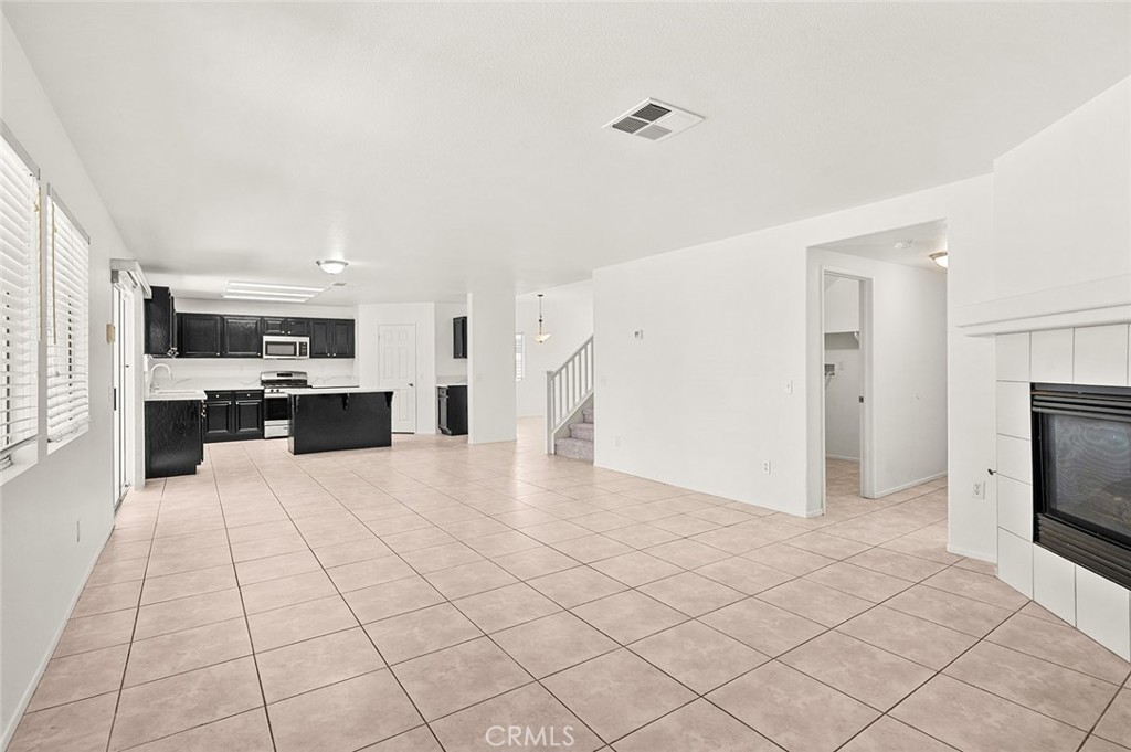 44713 Longfellow Avenue Property Photo 16