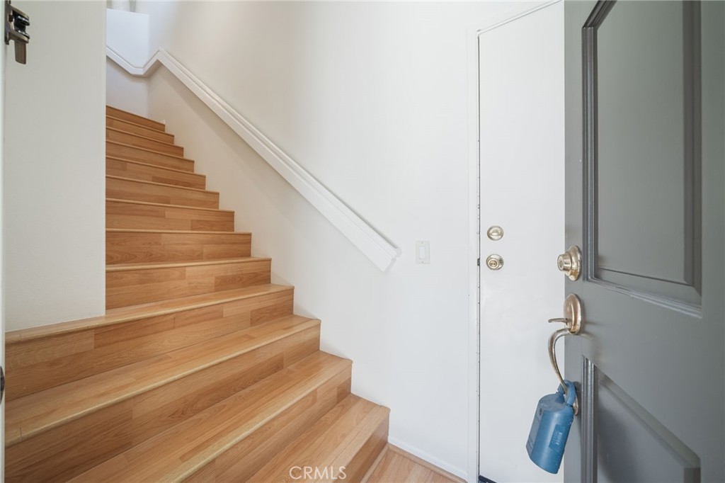 201 California Court Property Photo 7