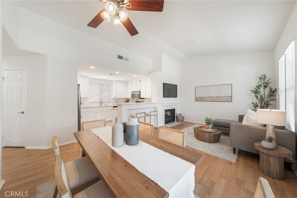 201 California Court Property Photo 9