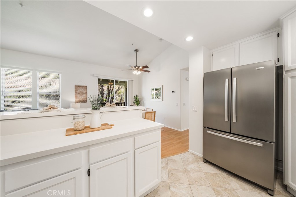 201 California Court Property Photo 15