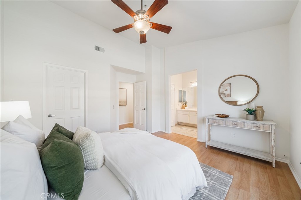 201 California Court Property Photo 22