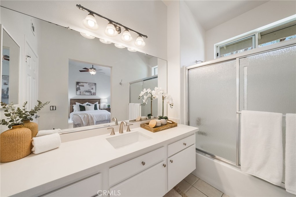 201 California Court Property Photo 25