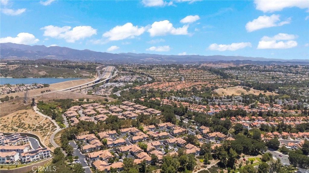 201 California Court Property Photo 44