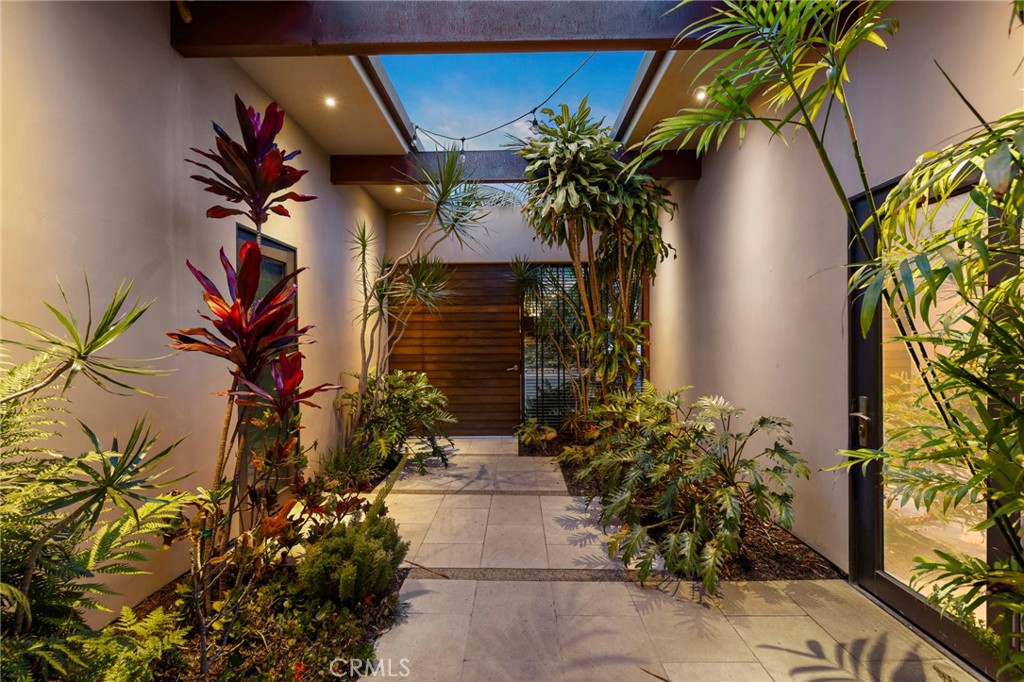 4018 Calle Marlena Property Photo 7