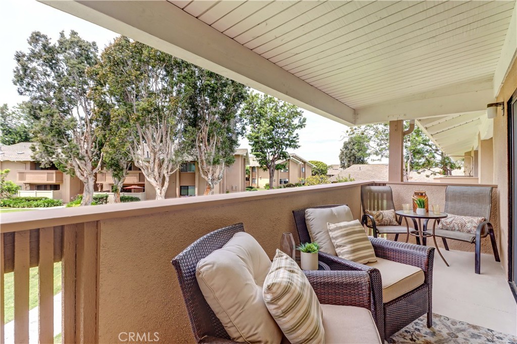 8877 Lauderdale Court 210-g Property Photo 7