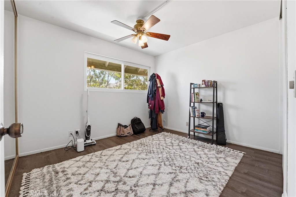 104 Oval Property Photo 11