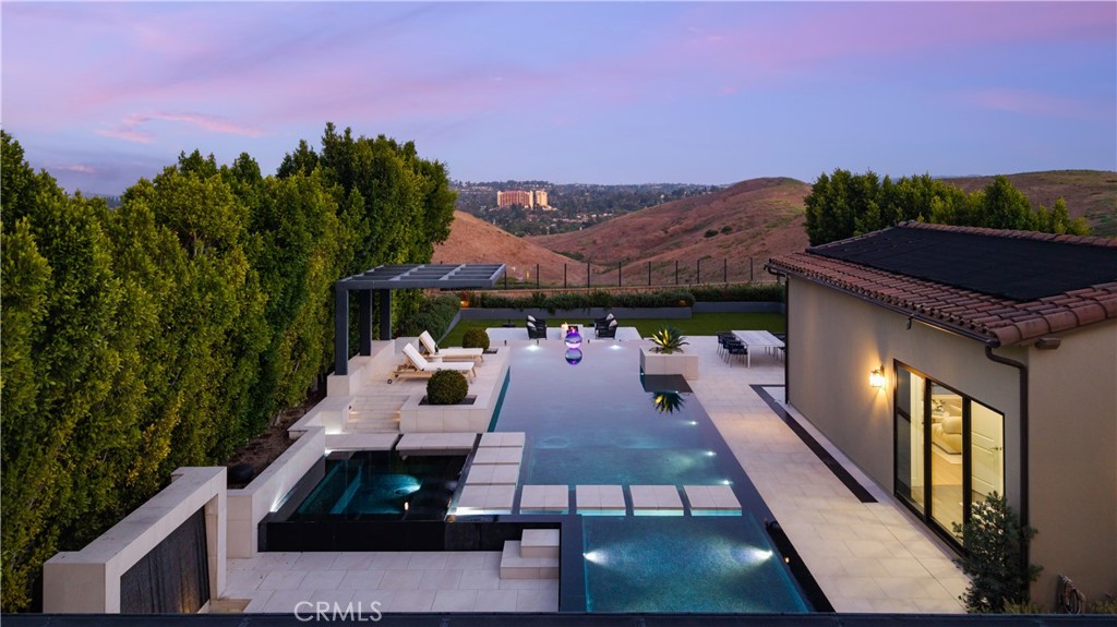 108 Panorama Property Photo 19