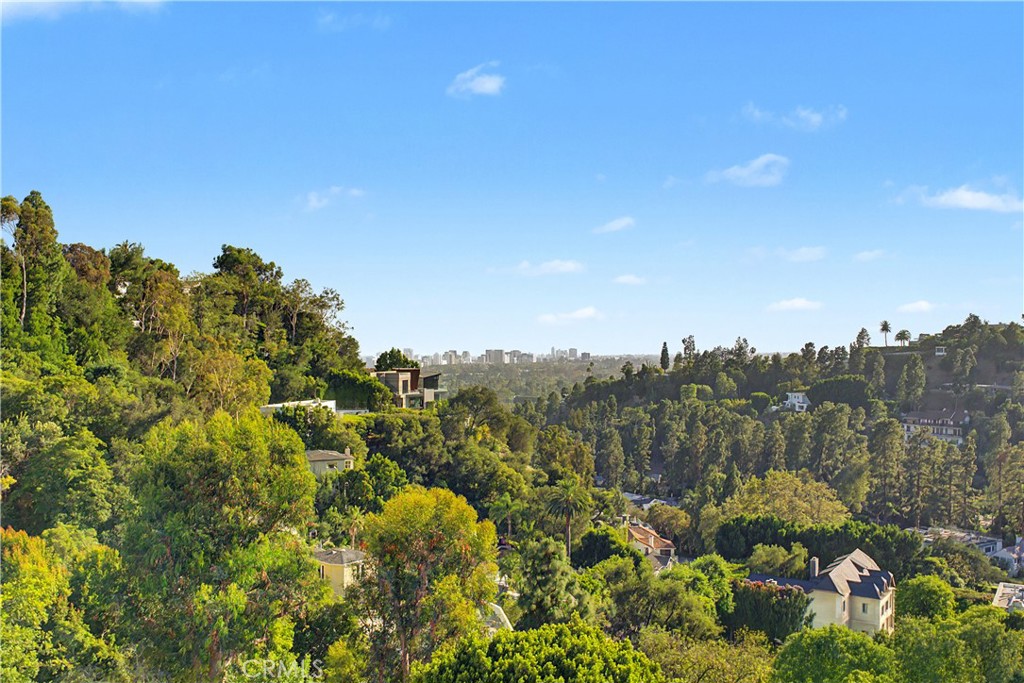 9459 Beverly Crest Property Photo 71