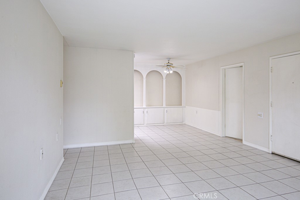 2276 Via Mariposa N Property Photo 10
