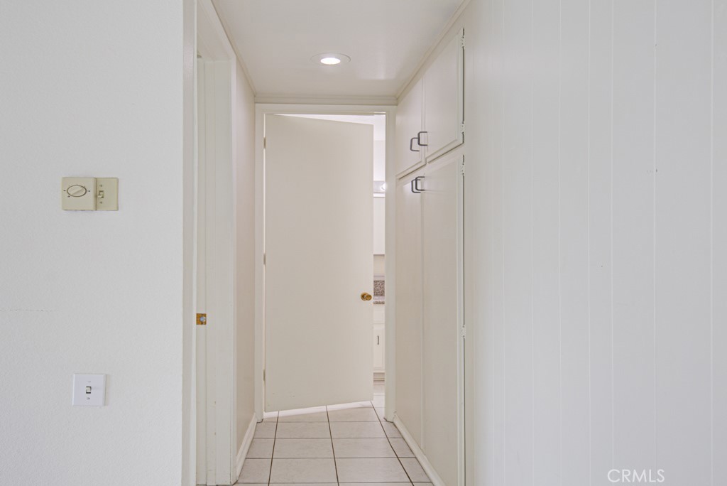 2276 Via Mariposa N Property Photo 17